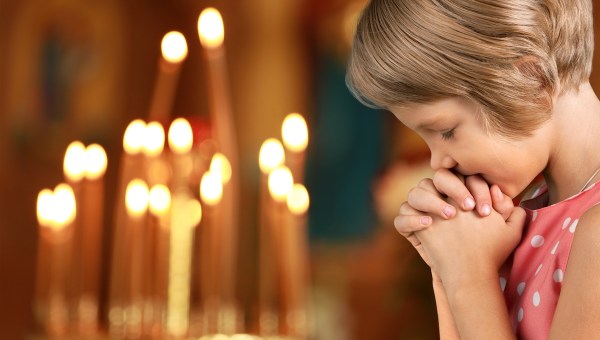 Corner Item Image - Children’s Adoration brings these little ones to Jesus