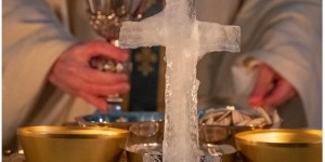 Viral images aren’t best part of Notre Dame ice chapel story