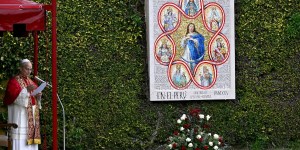 Call on Peru’s 5 saints and favorite Marian devotions
