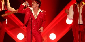 Bruno Mars’ new video honors Catholic marriage