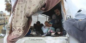 Violence can never lead to peace, warns Pope Leo