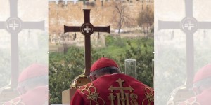 Cardinal blesses Jerusalem with True Cross; globe reacts to Israeli police action