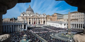 Voices around world echo Pope’s words after Trump post