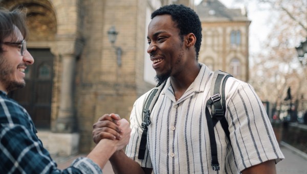 Corner Item Image - Hey priests! 5 Ideas to prepare for Easter Mass visitors