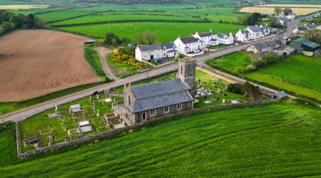3 Irish teens inspire with their unique Mass ritual
