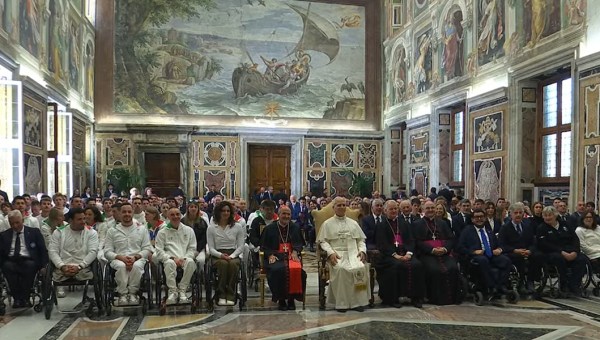 Pope Leo XIV in a group photo with Italian athletes on April 9, 2026