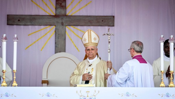 pope-leo-xiv-holy-mass-saurimo-esplanade-saurimo-africa