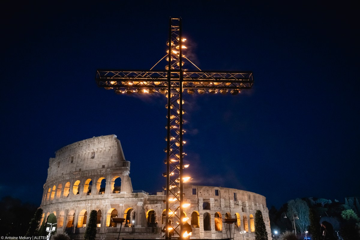 {"rendered":"(Slideshow) Pope Leo Via Crucis Colosseum 2026"}