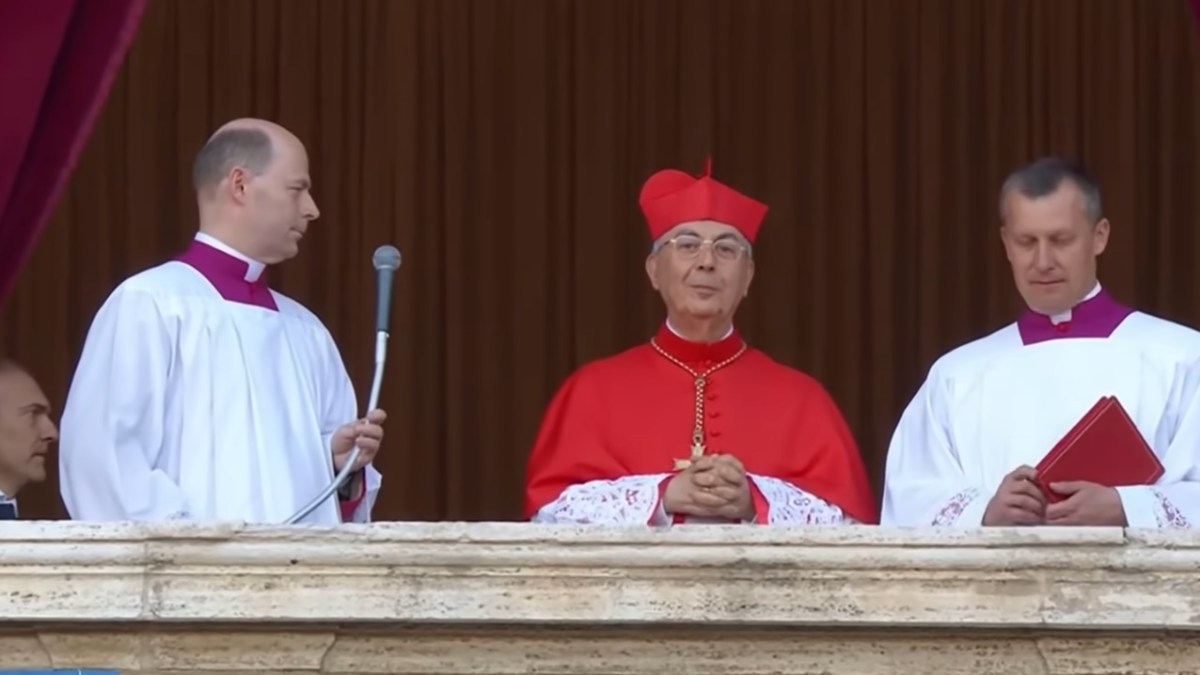 Cardinal Mamberti: "Habemus papam"
