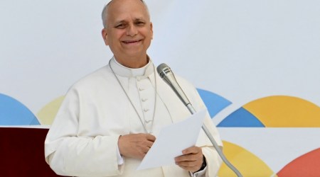 Pope Leo laughs with young people, urges one virtue