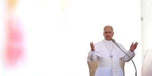 Leo takes up theme of Vatican II and liturgy