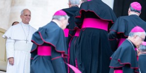 Leo XIV’s US bishops: 42% immigrants, 16 under 60 years old