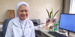 How the Philippines’ only doctor-nun found a way to make change