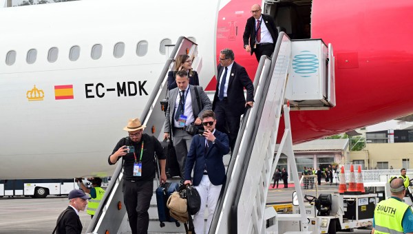 Corner Item Image - From onboard: Our journalist’s tale of the Pope’s plane problems