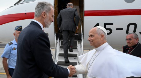 King Felipe guessed the problem with the plane