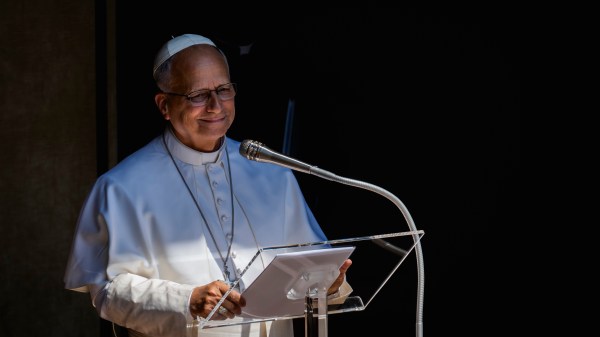 pope-leo-xiv-angelus-castel-gandolfo