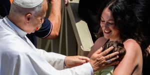 Use vacation also for praying with Scripture, urges Pope Leo