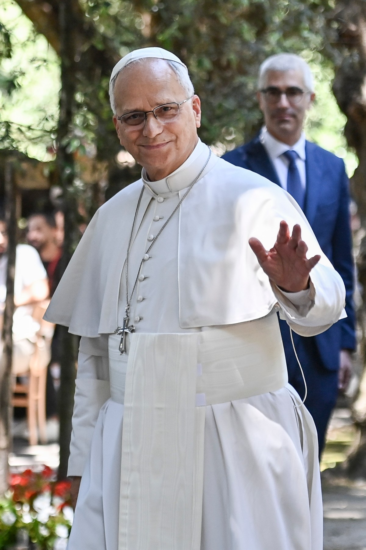 pope-leo-xiv-dines-vulnerable-people-at-the-borgo-laudato-si-village
