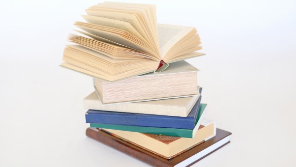 pile-of-books
