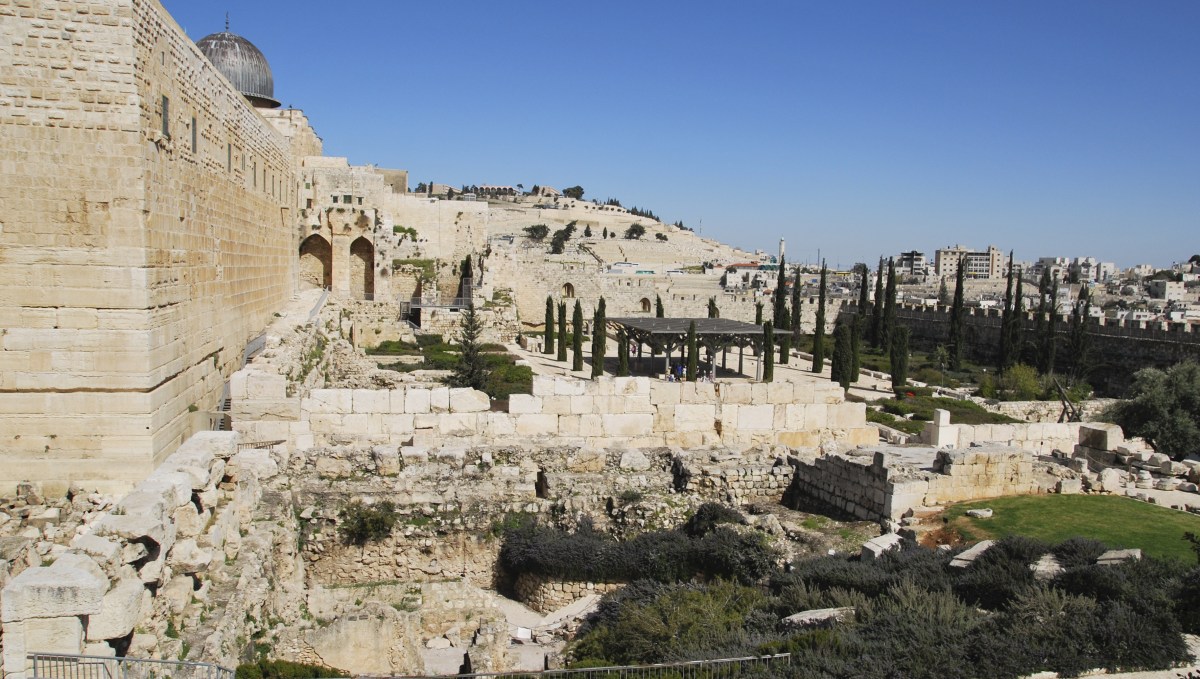 Panoramic view of the Solomon's temple remains and Al-Aqsa Mosque minaret in Jerusalem. Israel