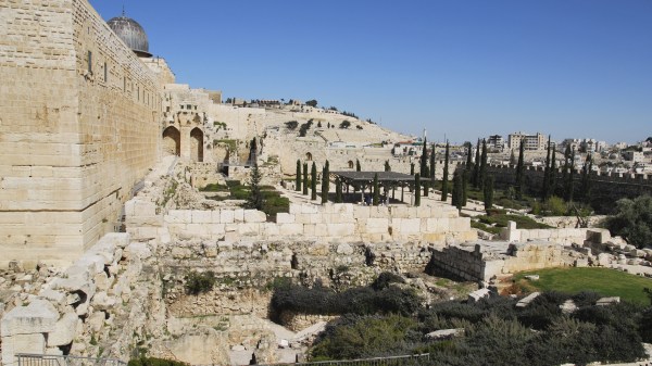 Panoramic view of the Solomon's temple remains and Al-Aqsa Mosque minaret in Jerusalem. Israel