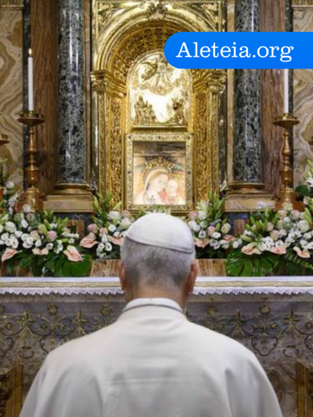Pope Gives Golden Rose