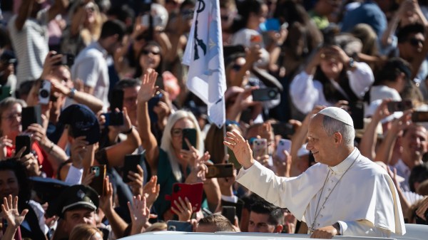 pope-leo-xiv-audience-st-peter-square