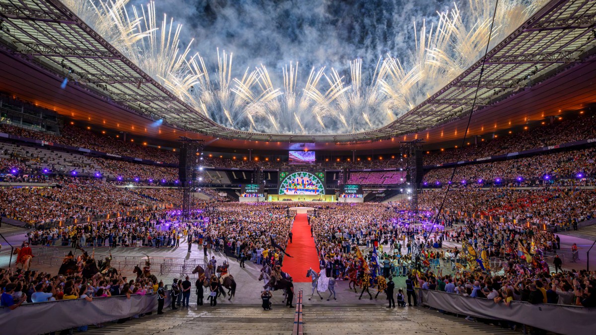 pope-leo-xiv-prayer-vigil-french-saints-at-stade-de-france
